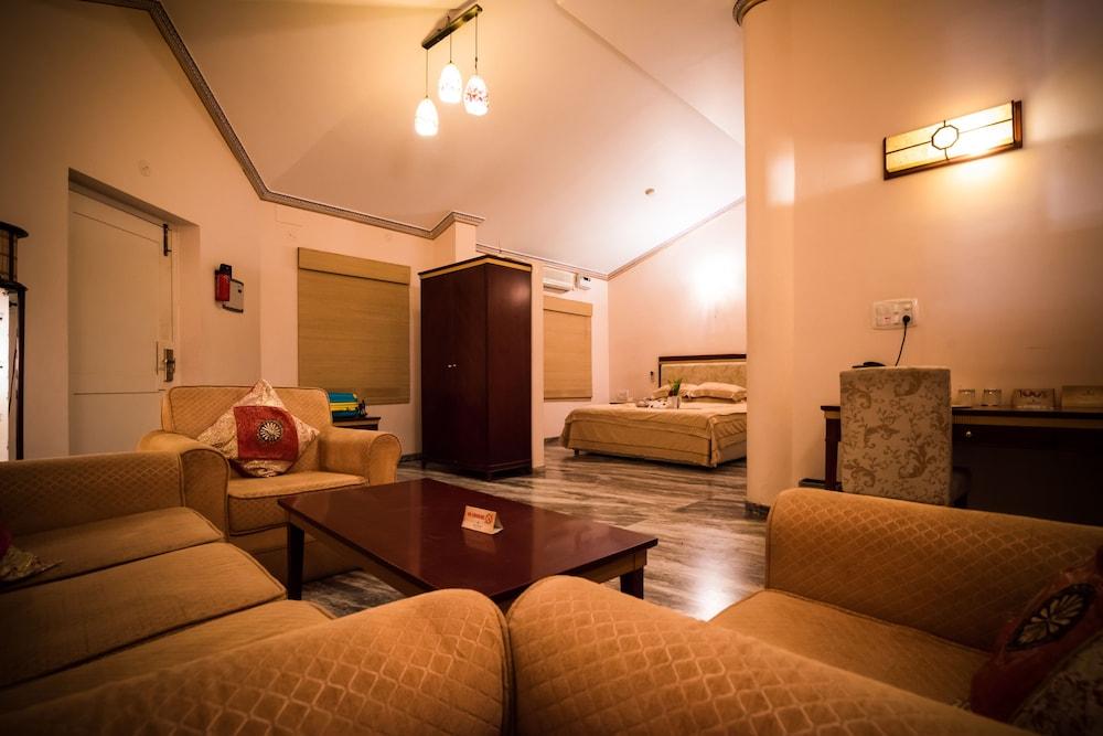 הופסט Vijayshree Resort And Heritage Village מראה חיצוני תמונה