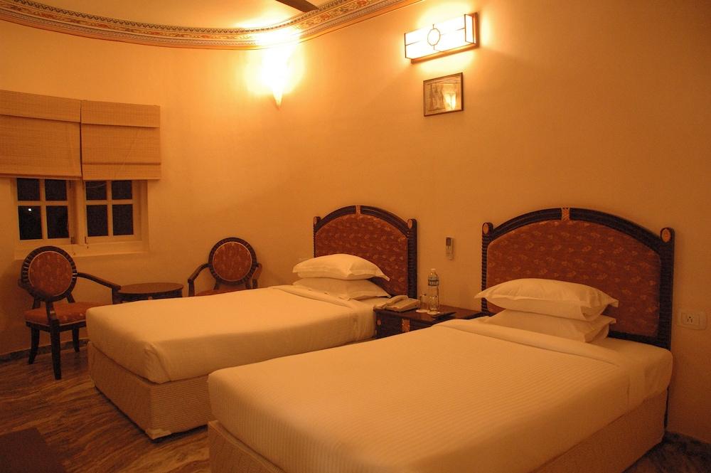 הופסט Vijayshree Resort And Heritage Village מראה חיצוני תמונה